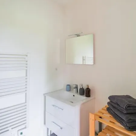 T2 Clinique Croix Du Sud Climatise Parking Lit Bultex Apartmán *