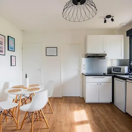 Apartmán T2 Clinique Croix Du Sud Climatise Parking Lit Bultex